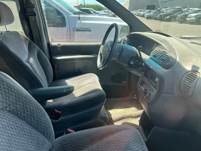 1999 Dodge Caravan SE