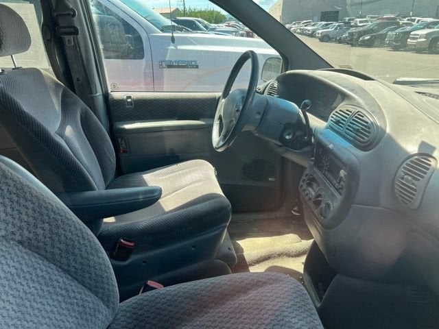 1999 Dodge Caravan SE