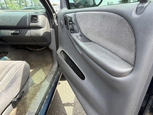 2000 Dodge Dakota Sport