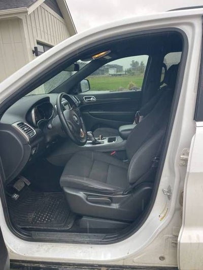2019 Jeep Grand Cherokee Laredo