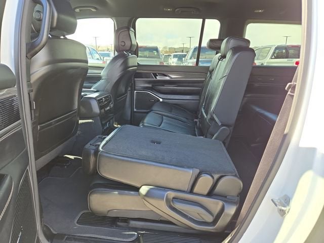 2024 Jeep Wagoneer L Series III