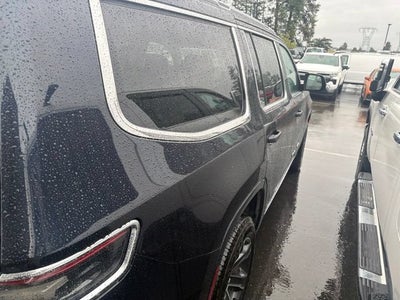 2023 Jeep Grand Wagoneer BASE