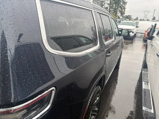 2023 Jeep Grand Wagoneer BASE
