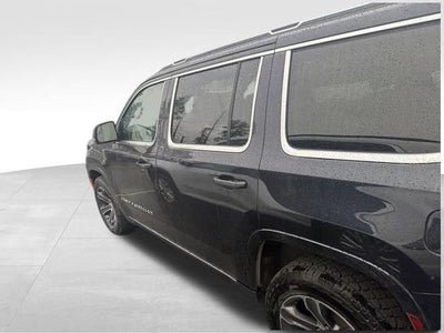2023 Jeep Grand Wagoneer BASE