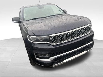 2023 Jeep Grand Wagoneer BASE