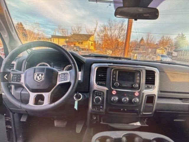 2024 RAM 1500 Classic SLT