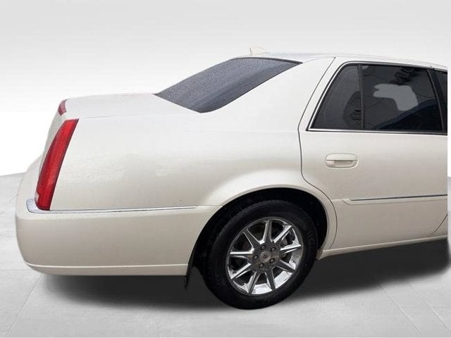 2010 Cadillac DTS w/1SC