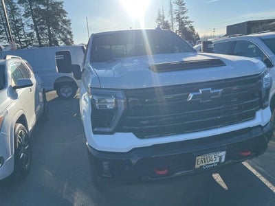 2025 Chevrolet Silverado 3500 HD LTZ