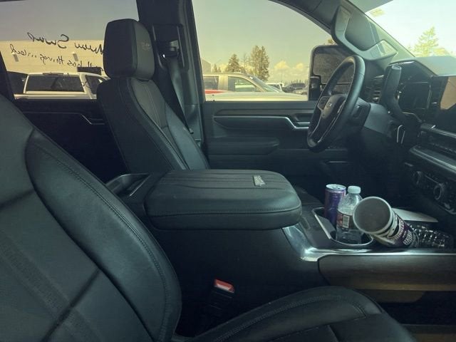 2025 Chevrolet Silverado 3500 HD High Country