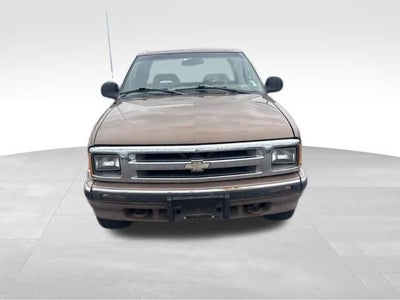 1996 Chevrolet S-10 LS