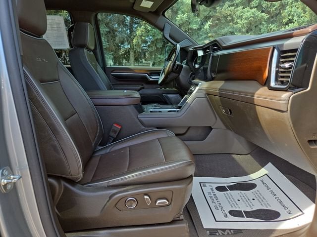 2024 GMC Sierra 3500 HD Denali