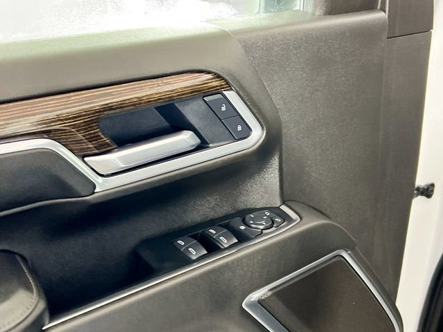 2025 GMC Sierra 3500 HD SLE