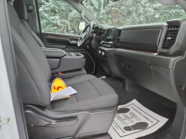 2025 GMC Sierra 3500 HD SLE