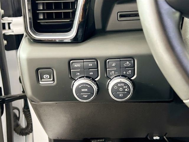 2025 GMC Sierra 3500 HD Denali