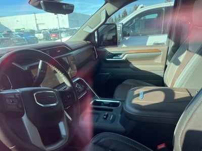 2025 GMC Sierra 3500 HD Denali