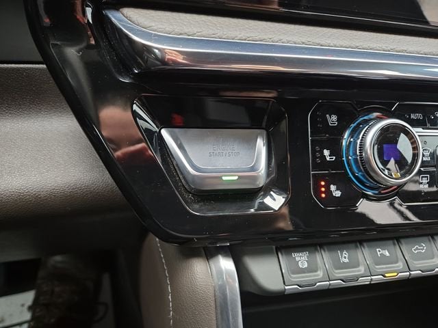 2025 GMC Sierra 3500 HD Denali