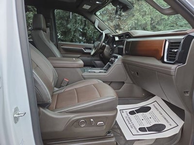 2025 GMC Sierra 3500 HD Denali