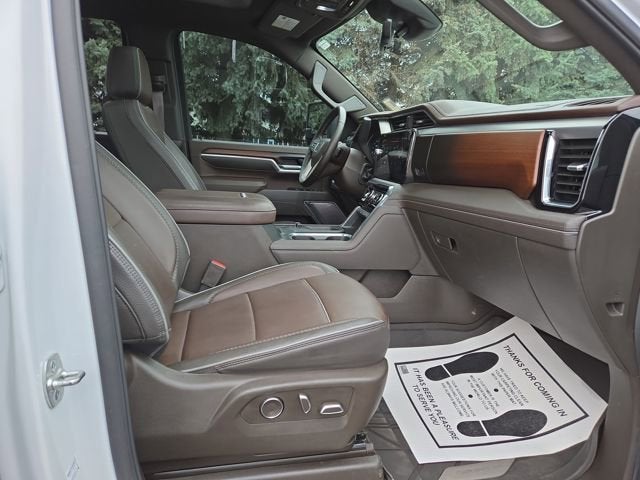 2025 GMC Sierra 3500 HD Denali