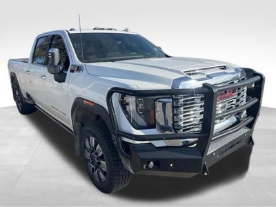 2025 GMC Sierra 3500 HD Denali