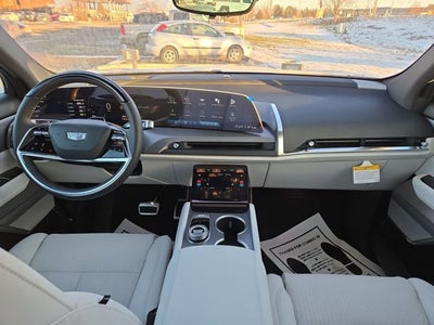 2026 Cadillac VISTIQ Luxury