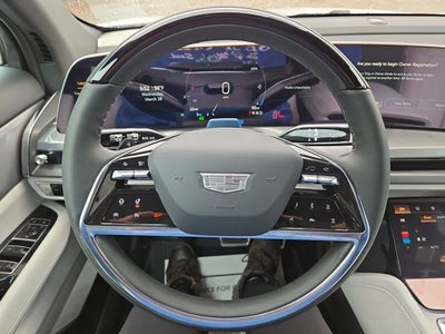 2026 Cadillac VISTIQ Luxury