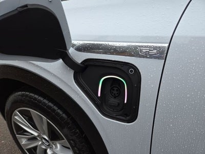 2026 Cadillac VISTIQ Luxury
