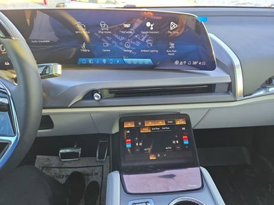 2026 Cadillac VISTIQ Luxury