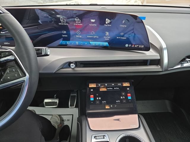 2026 Cadillac VISTIQ Sport