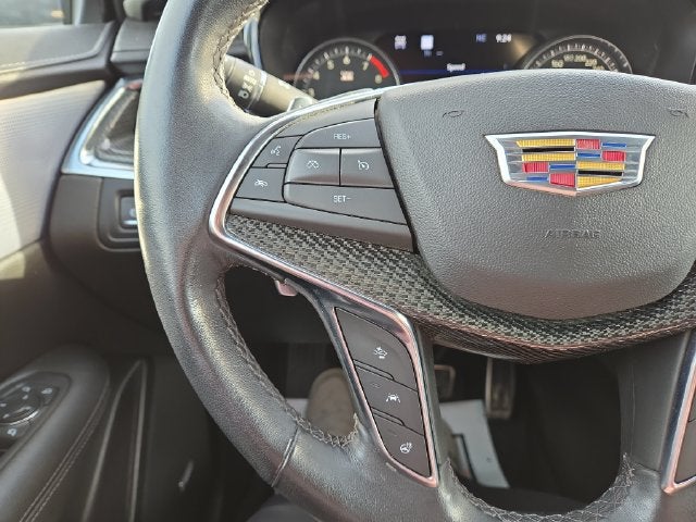 2022 Cadillac XT5 AWD Sport