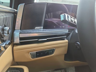 2026 Cadillac ESCALADE IQL Premium Sport