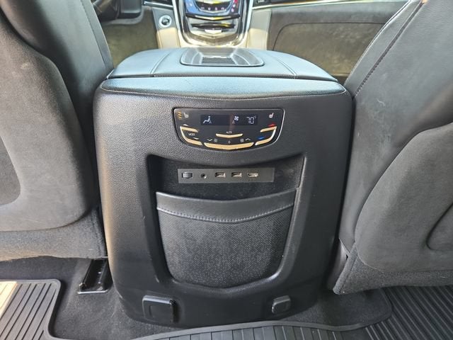 2018 Cadillac Escalade Platinum