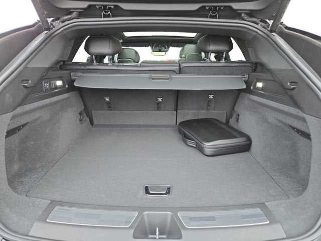 2026 Cadillac LYRIQ V-Series