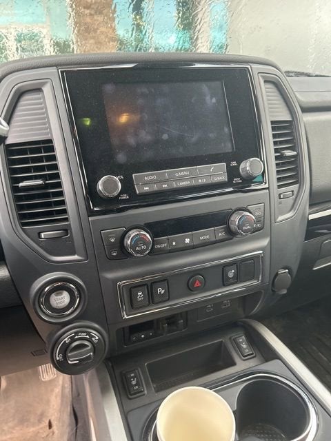 2024 Nissan Titan XD SV