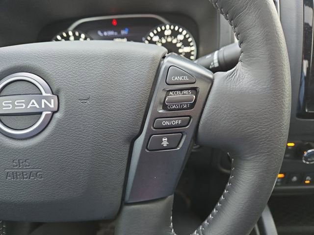 2024 Nissan Frontier SL