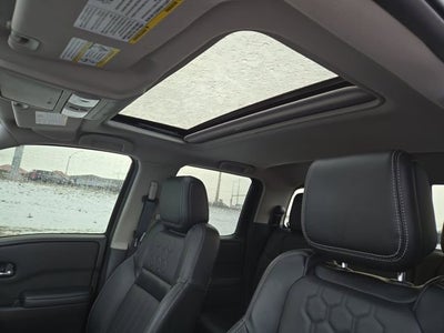 2024 Nissan Frontier SL