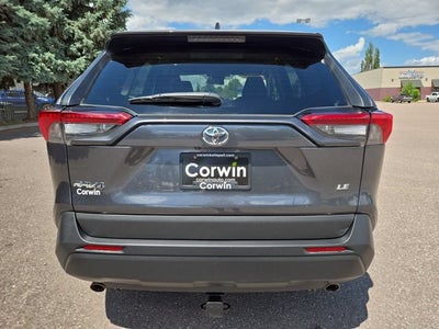 2020 Toyota RAV4 LE