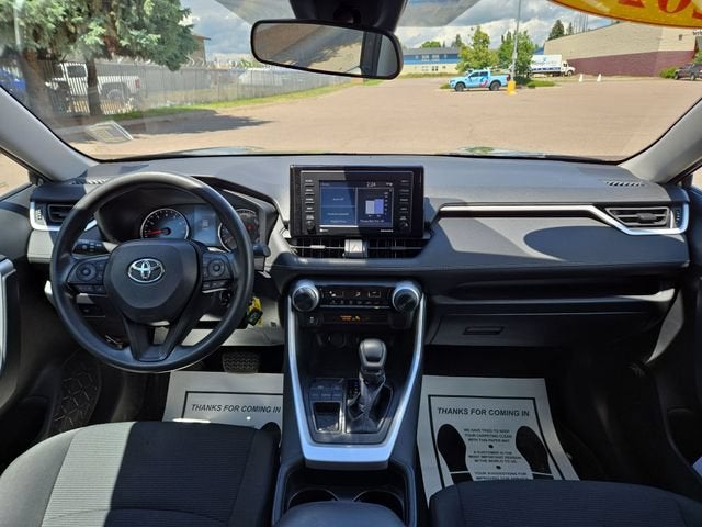 2020 Toyota RAV4 LE
