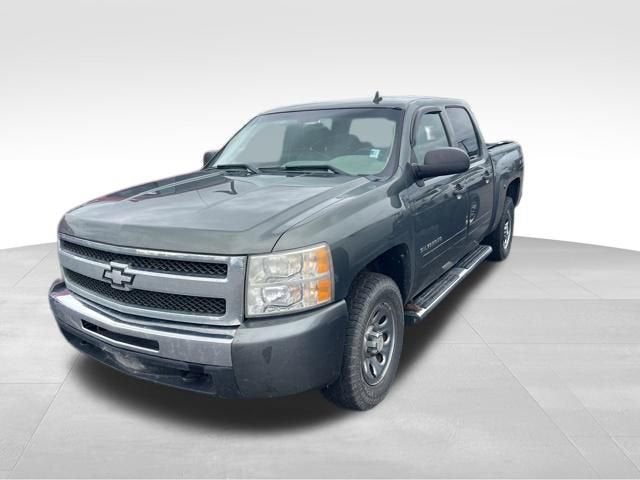 2011 Chevrolet Silverado 1500 LS 4X4 Crew Cab's photo