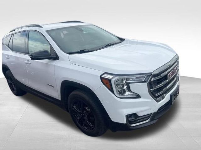 2023 GMC Terrain AT4