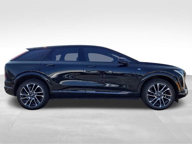 2025 Cadillac OPTIQ Sport 1