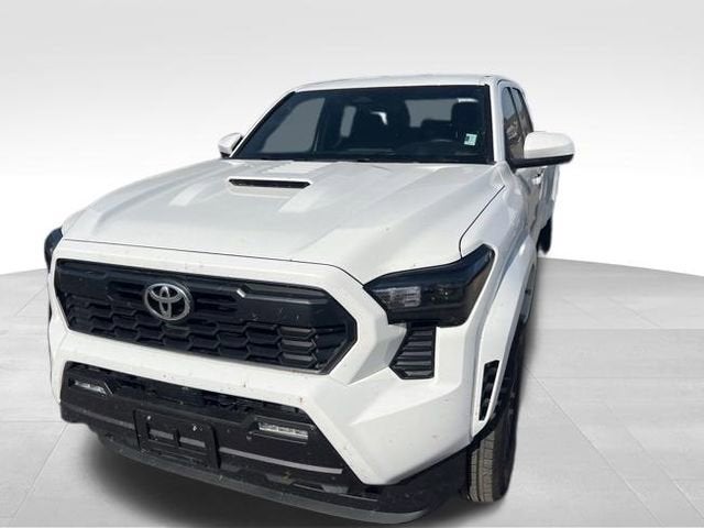 2025 Toyota Tacoma 4WD SR