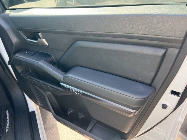 2025 Toyota Tacoma 4WD SR