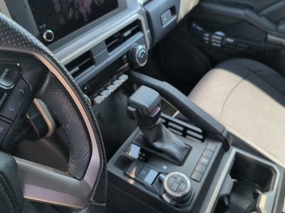 2024 Toyota Tacoma 4WD SR5