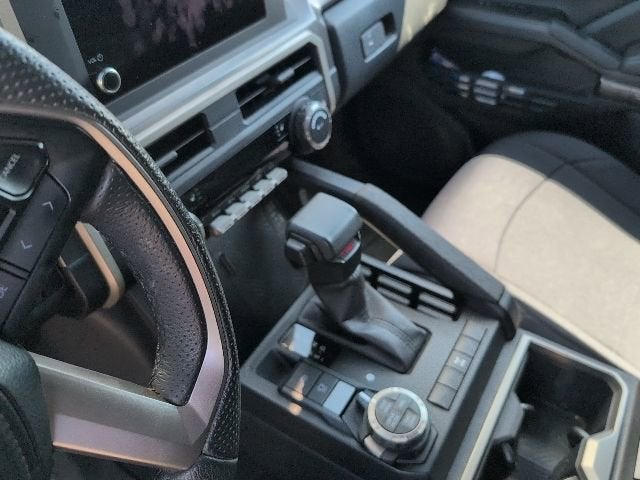 2024 Toyota Tacoma 4WD SR5