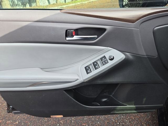 2022 Toyota Avalon XLE