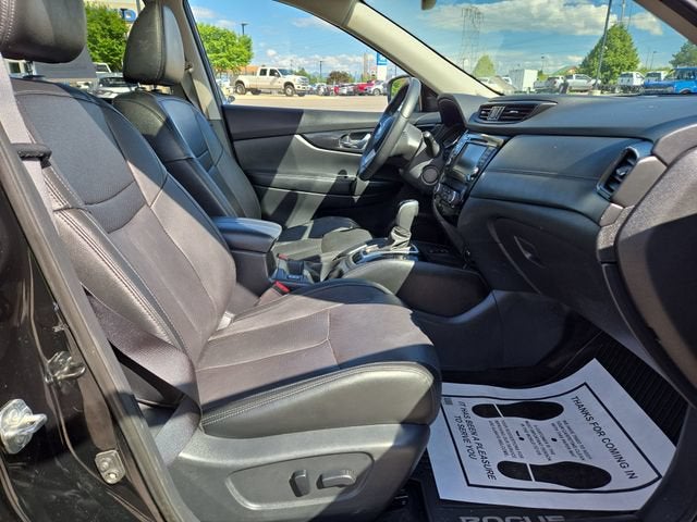 2020 Nissan Rogue SL