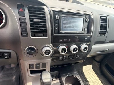 2017 Toyota Sequoia SR5