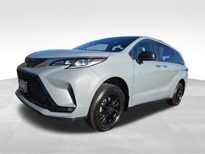 2023 Toyota Sienna XSE