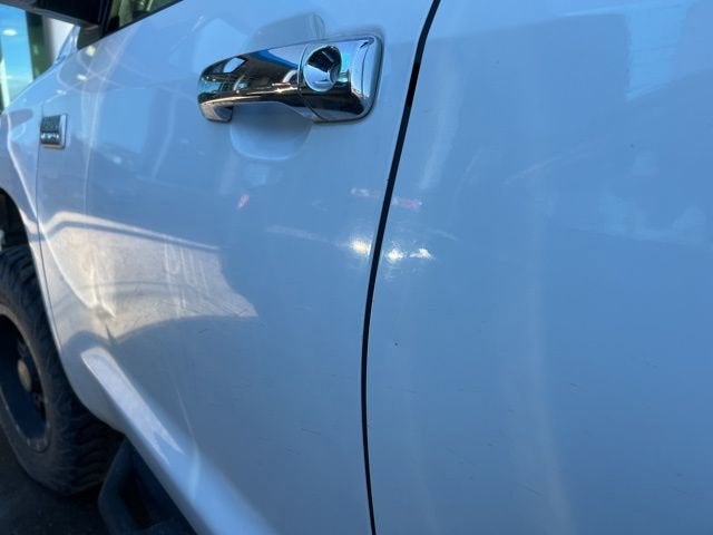 2014 Toyota Tundra 4WD Truck Platinum