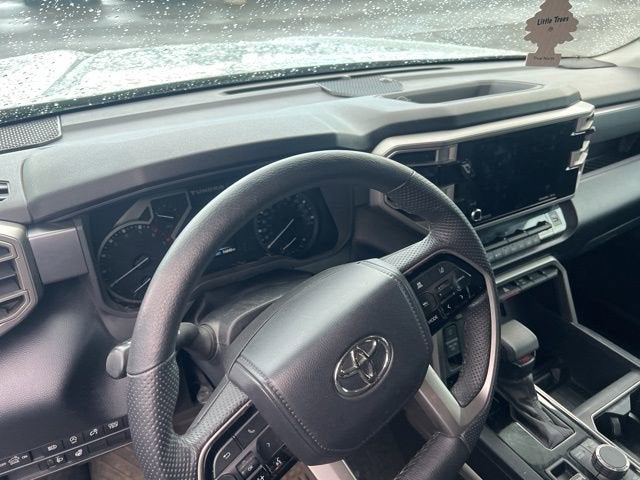 2022 Toyota Tundra 4WD SR5